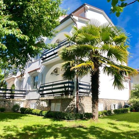 Apartments Bella Vita 2 Малинска Экстерьер фото