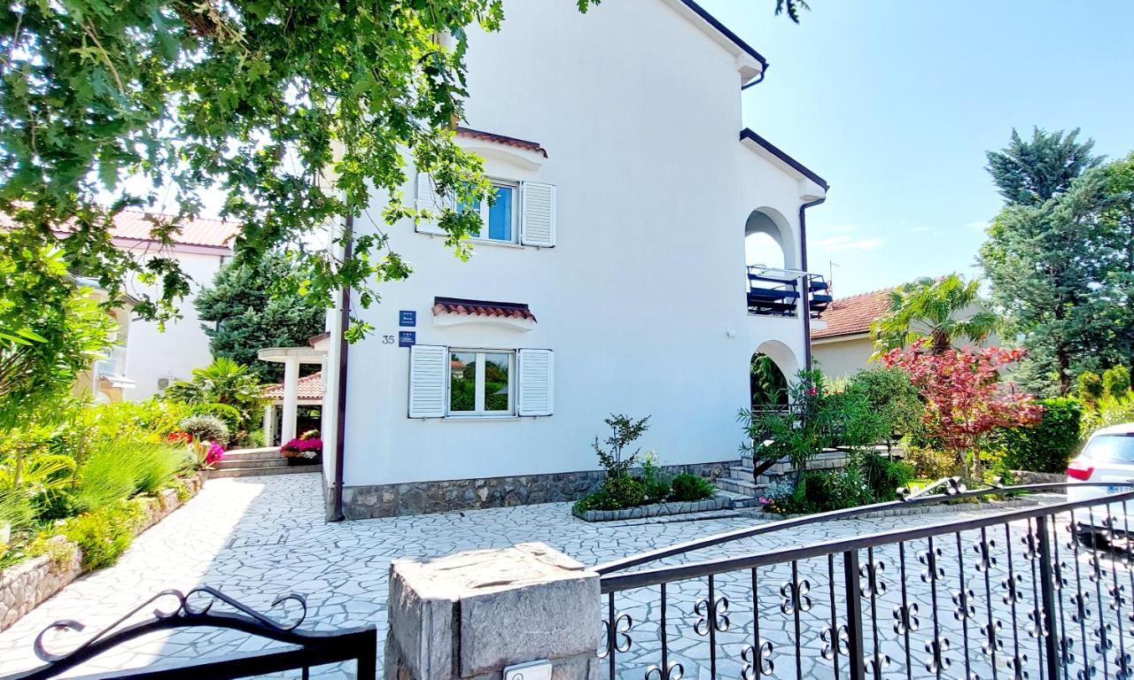 Apartments Bella Vita 2 Малинска Экстерьер фото